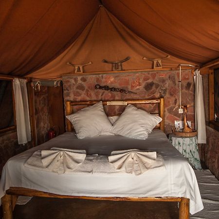 Musango Safari Camp - All-Inclusive Bumi Hills Exteriör bild
